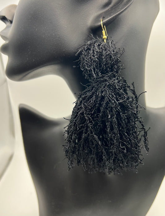 Black Cat Distressed Yarn Tassel Earring
